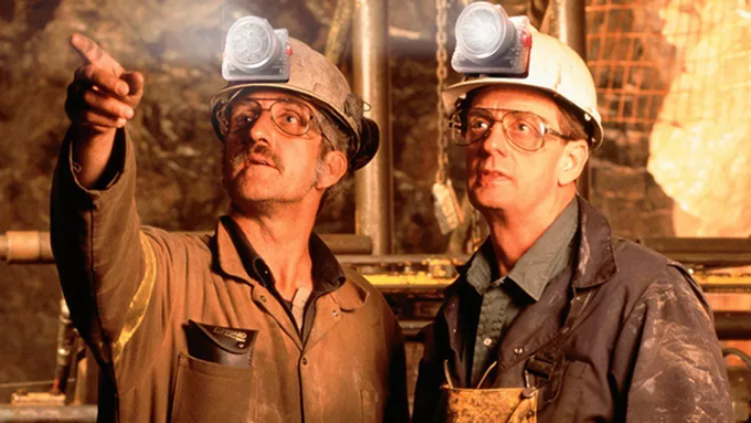 KL6LM ATEX Sertifikasi 15000Lux Lampu depan Pertambangan IP67 Waterproof, Rechargeable & Cordless 6