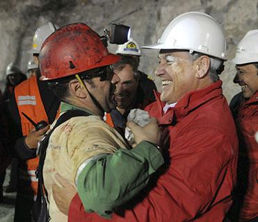 Lampu Penambang Ramah Lingkungan yang Inovatif Lampu Led Intensitas Tinggi Buktinya Led untuk Pertambangan Berkelanjutan 5